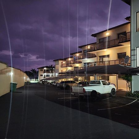 Topanga 17 Uvongo Beach Dış mekan fotoğraf