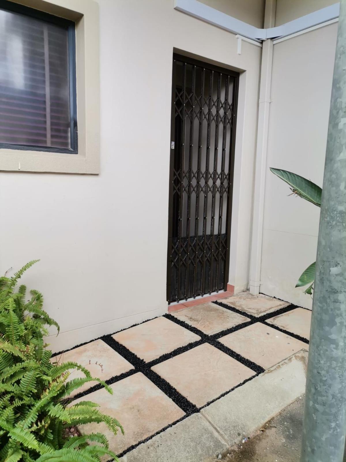 Topanga 17 Uvongo Beach Dış mekan fotoğraf
