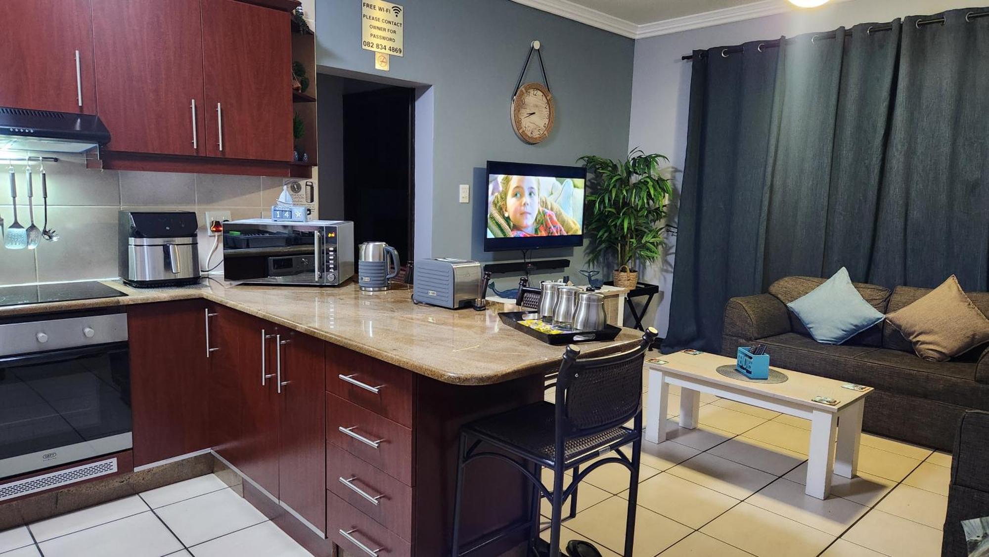Topanga 17 Uvongo Beach Dış mekan fotoğraf