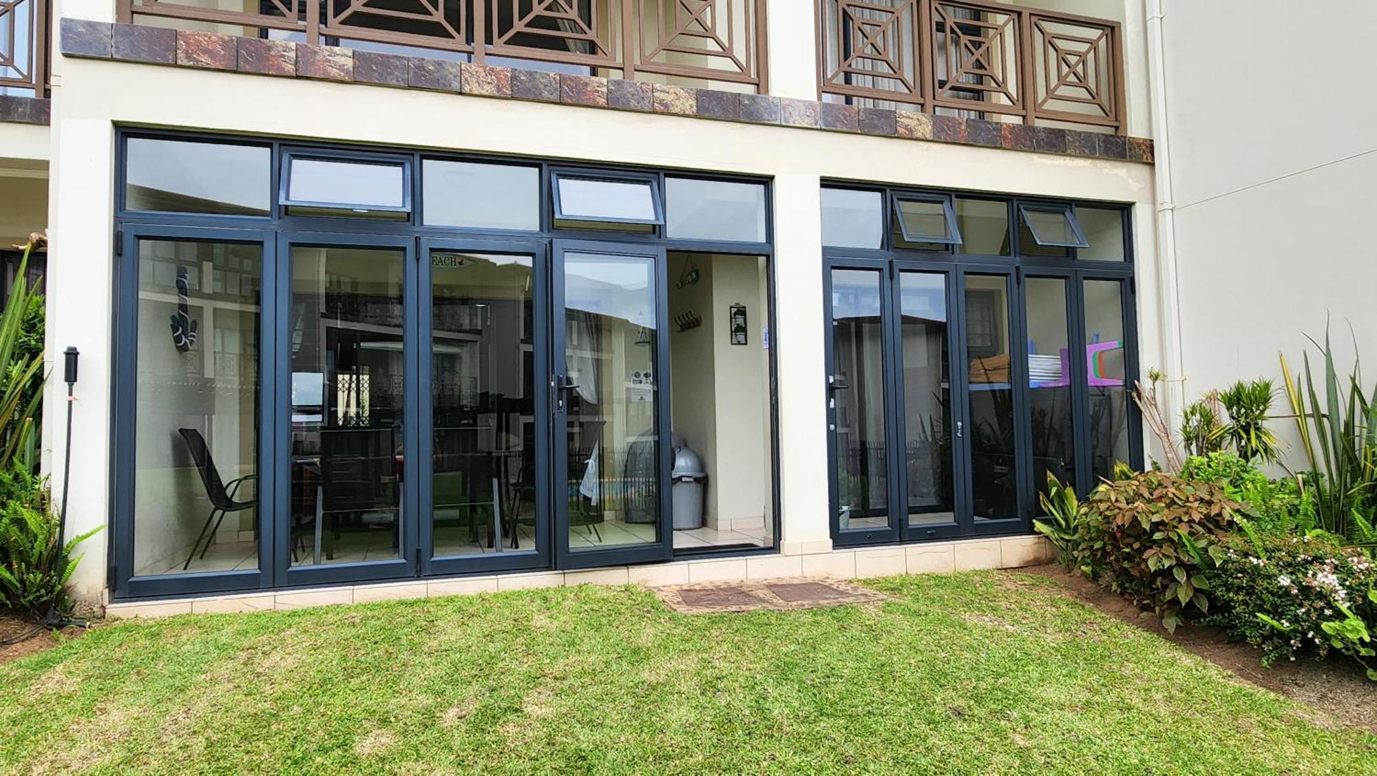 Topanga 17 Uvongo Beach Dış mekan fotoğraf