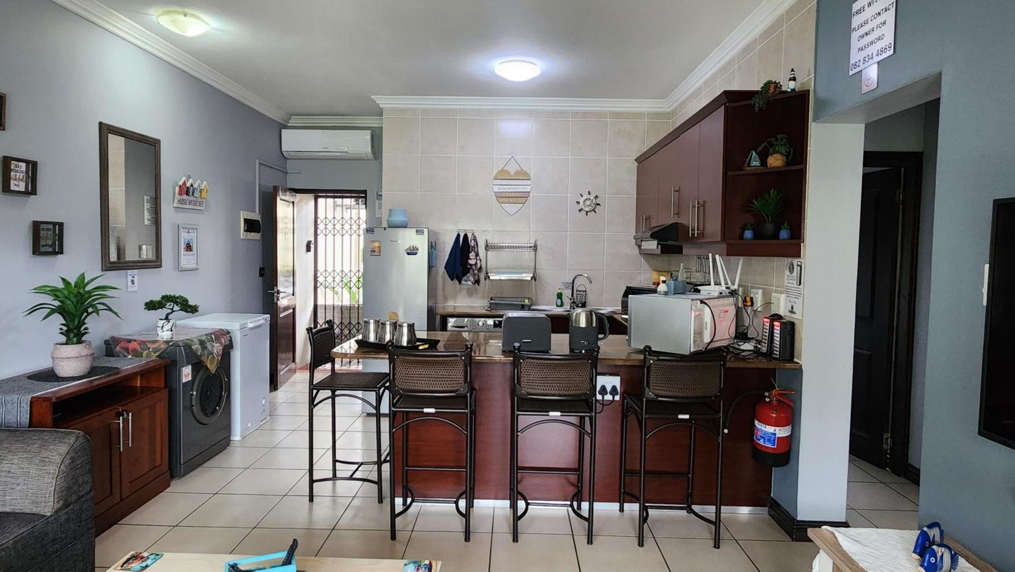 Topanga 17 Uvongo Beach Dış mekan fotoğraf